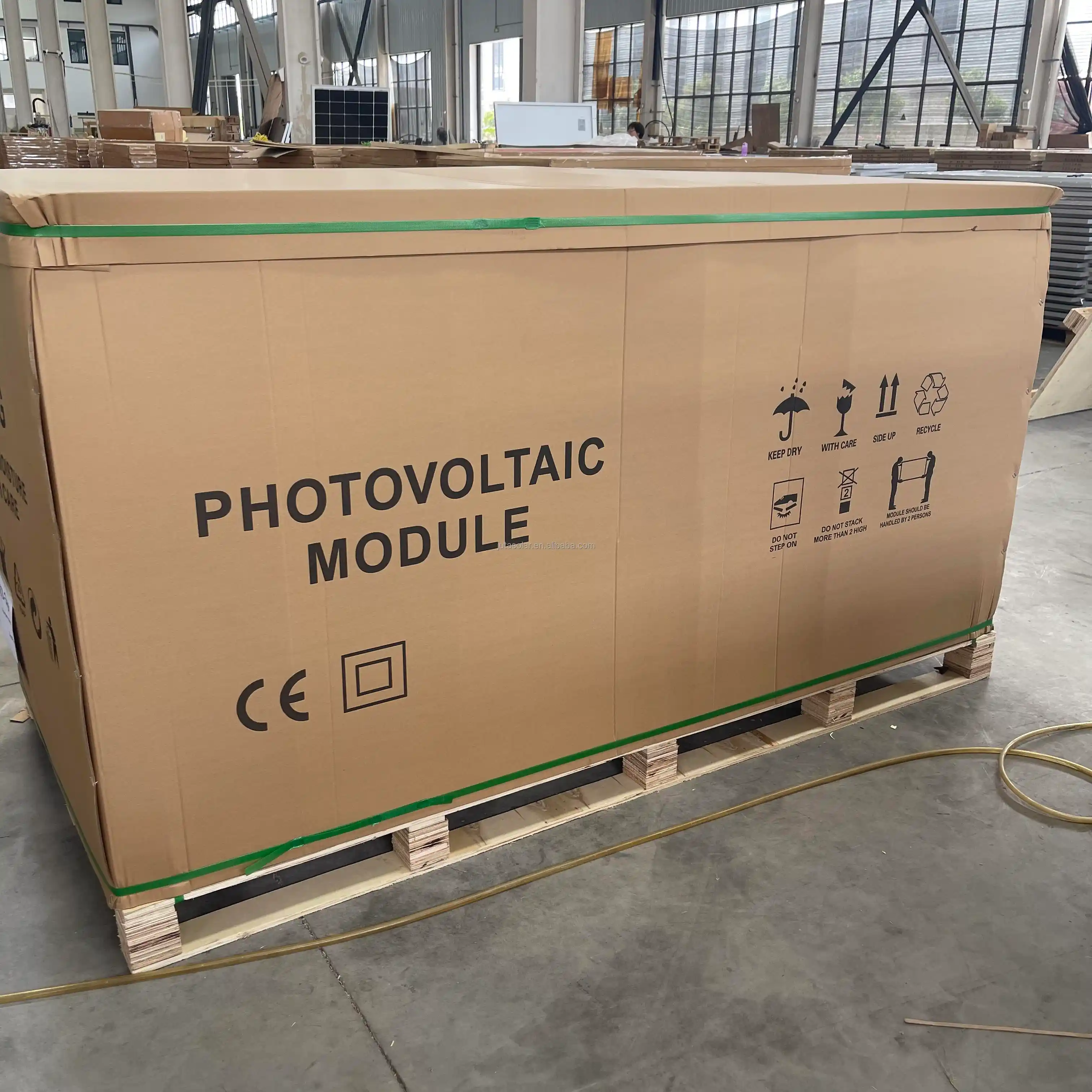 Monocrystalline Silicon N-type Solar Panels 550w 565w 585w 600w Paneles Solares Monocristalino N-type