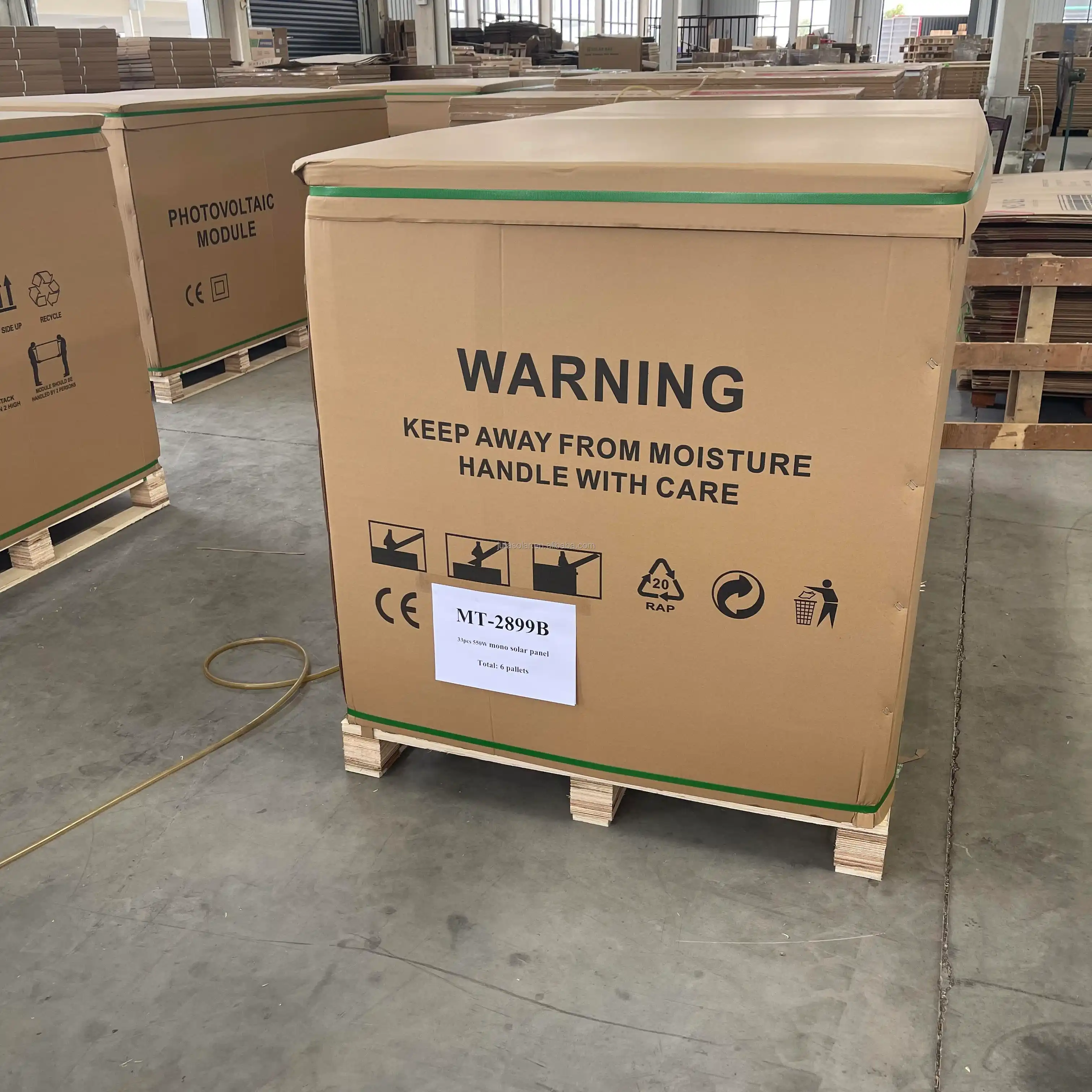 Portable Solar Panel Monocrystalline 12v-100w Grade Photovoltaic Panel N-type 10w-50w Range 60w-100w Options