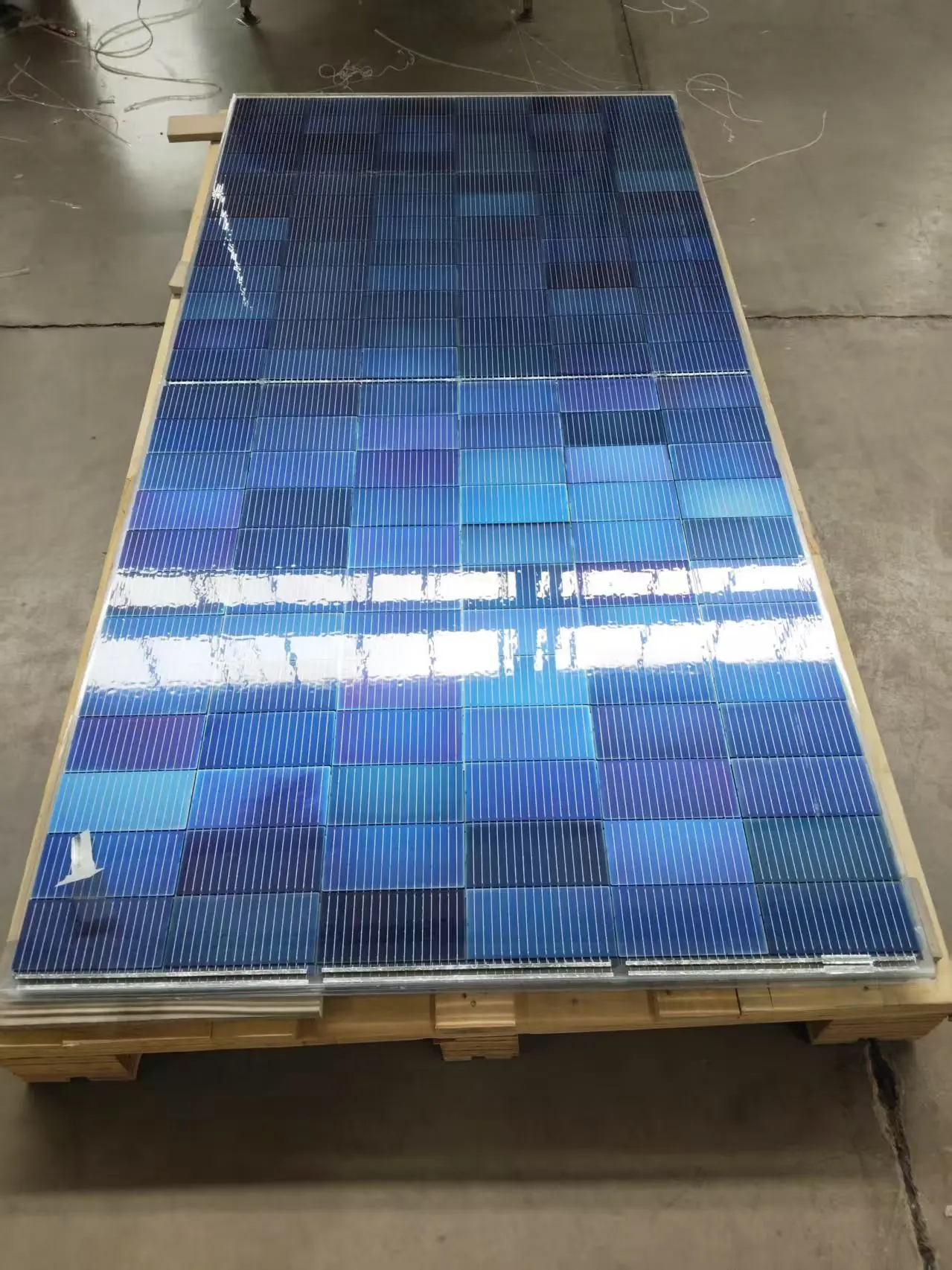Customized High Efficiency 620 Watt Bifacial Double-glass Solar Panels N-type & Perc 23.5% Efficiency For 5kw Solar Power System